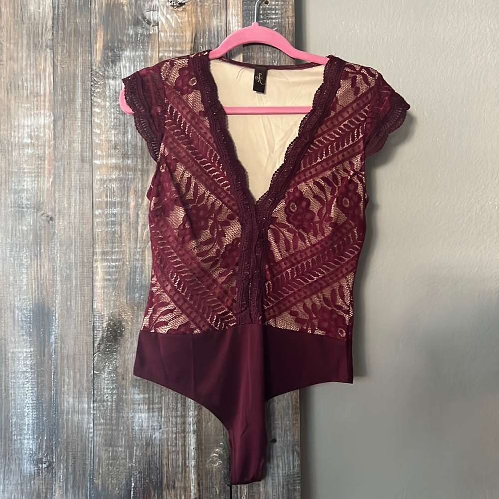 Burgundy floral lace bodysuit with cap sleeves